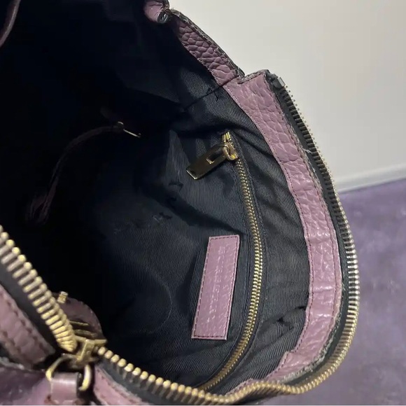 Burberry Bags - Picture 15 of 16